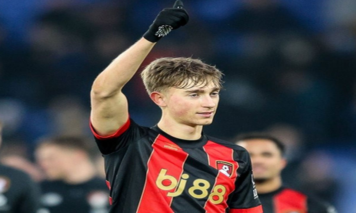 Bournemouth's Dean Huijsen Receives First Senior Call-Up for Spain, Replaces Injured Inigo Martinez