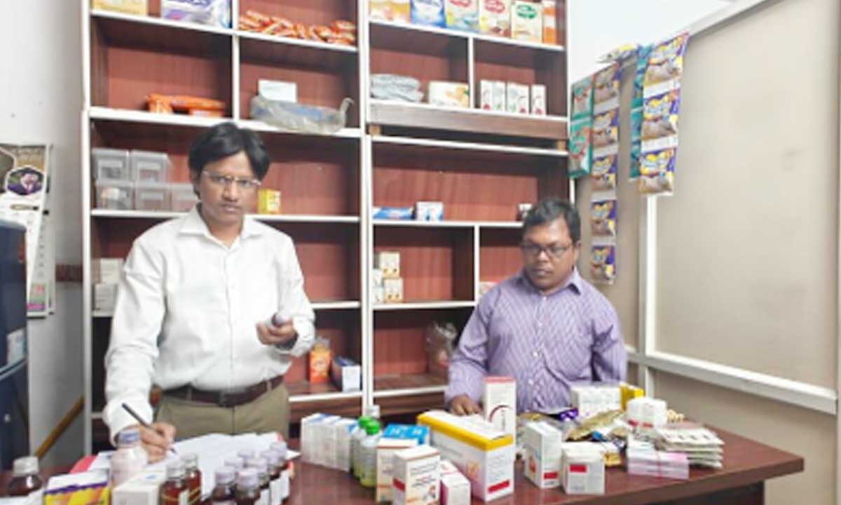 Telangana: Drugs Control Administration Cracks Down on Improper Drug Storage and Illegal Stocking