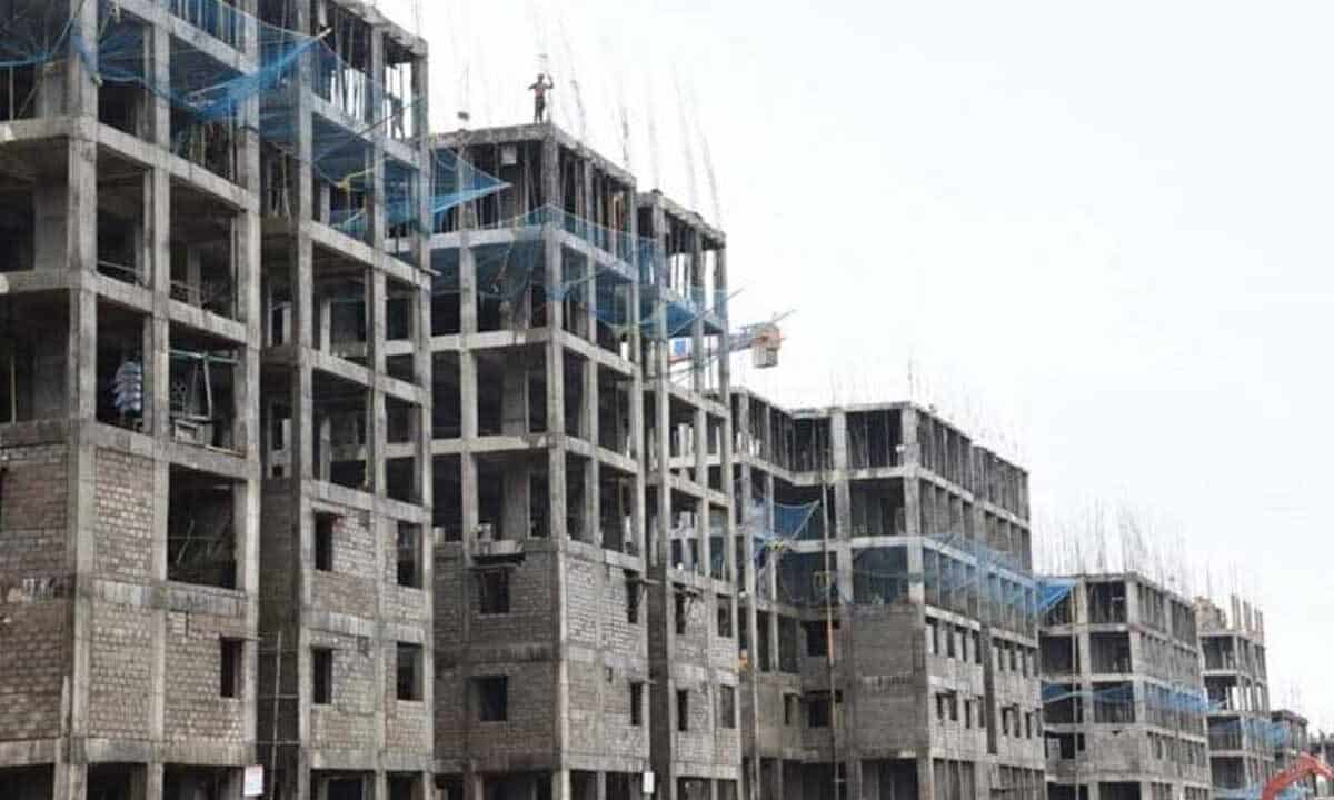 Maharashtra Government Cracks Down on Illegal Constructions, Assures Shelter Under PMAY