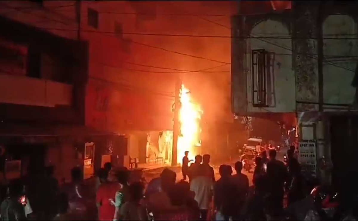 Hyderabad: Panic as Fire Breaks Out in Kukatpally Restaurant, Probe Underway