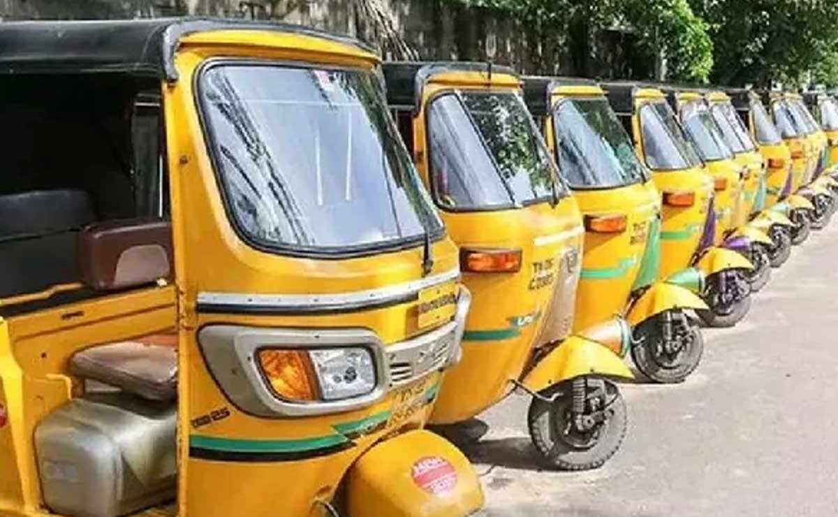 Chennai Auto Drivers Revolt! 12-Hour Strike Over QR Code Mandate and Low Fares!