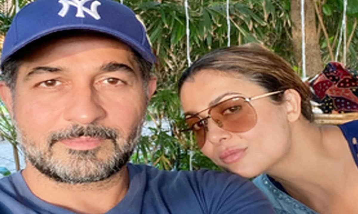 Amrita Arora Turns Romantic as She Wishes Husband Shakeel on Their 16th Wedding Anniversary