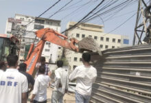 Hyderabad | Hydraa Demolishes Illegal Constructions: Manikonda Nala Encroachment Cleared