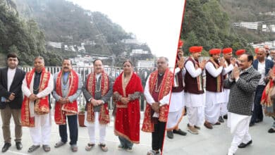 Union Minister J.P. Nadda Pays Obeisance at Mata Vaishno Devi Shrine