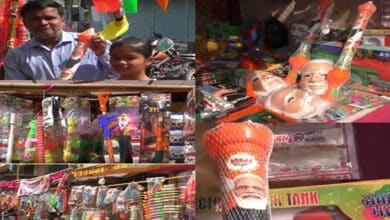 Holi Celebrations in Burhanpur See High Demand for Modi-Themed Pichkaris and Masks