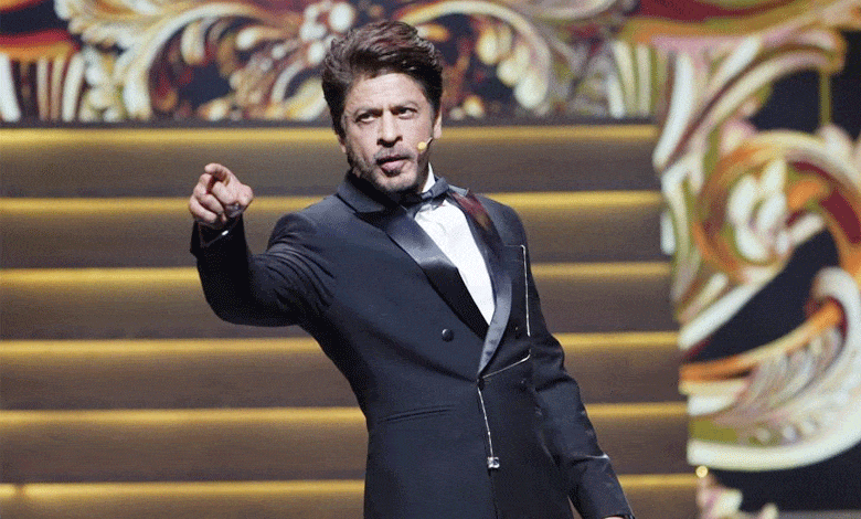 Shah Rukh Khan Iconic Dance at IIFA: A Nostalgic Journey Through His Biggest Hits