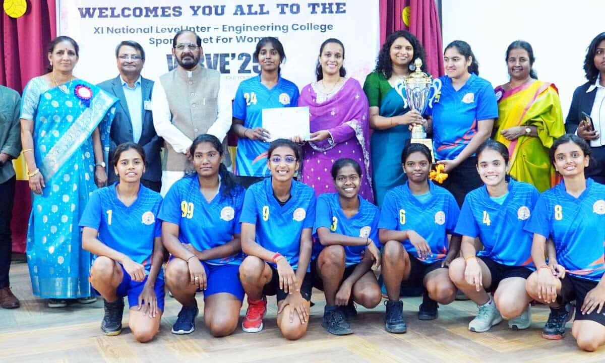 Grand Closing Ceremony & Prize Distribution of Verve-25: XI National Level Inter-Engineering College Sports Meet for Women 2025