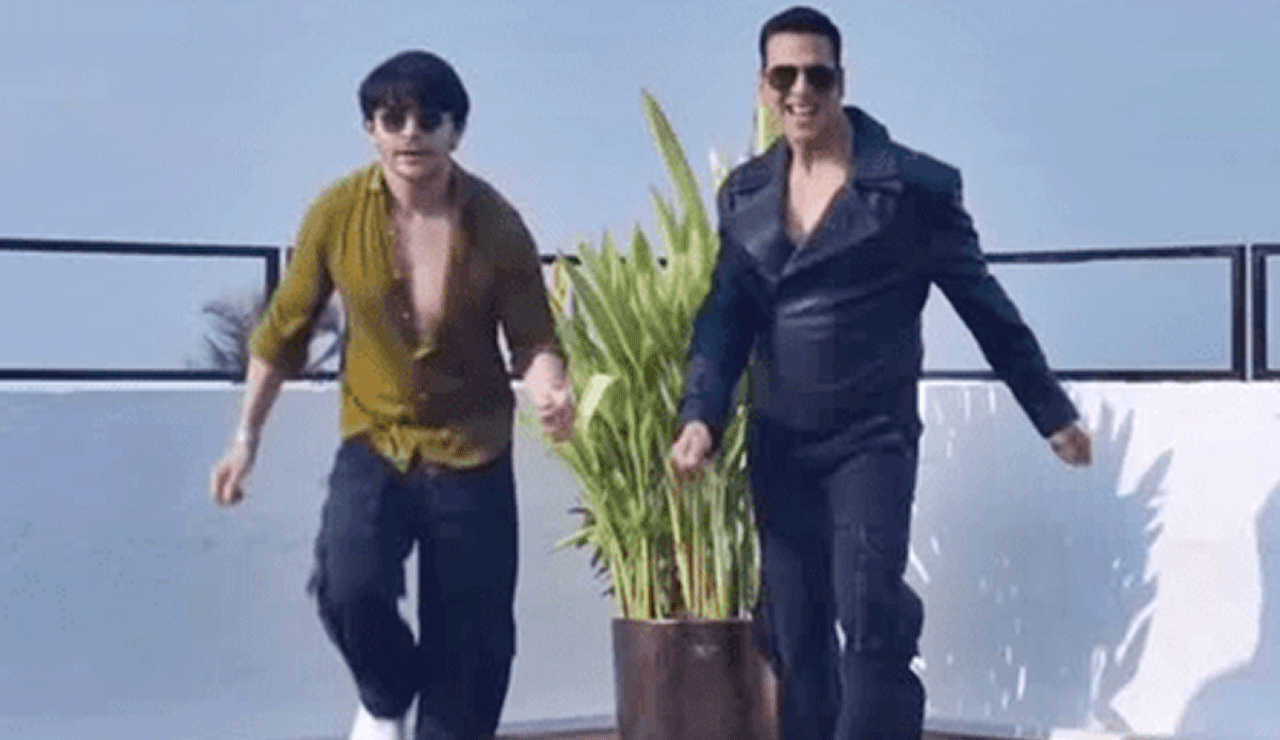 Akshay Kumar Shares Viral Hook-Step from ‘Sky Force’, Teases Fans with ‘You Know What’s Landing’