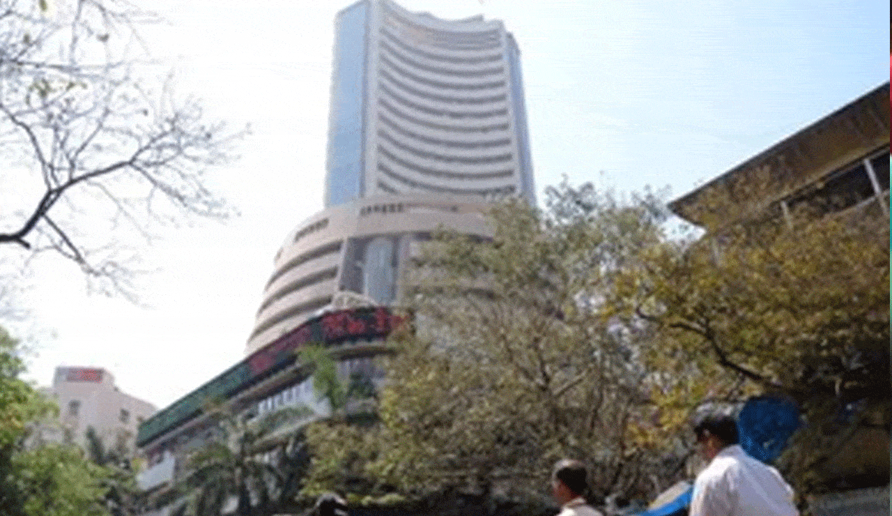 Indian Stock Market Rebounds with Nearly 2% Gains, Experts Maintain Positive Outlook