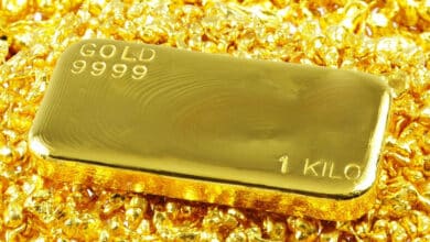 Gold Inches Towards ₹1 Lakh-Mark Amid Global Uncertainties and Weak Dollar