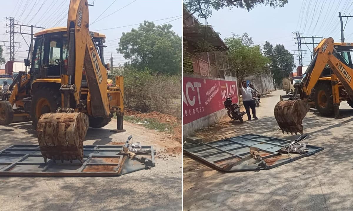 Hyderabad: Land Mafias Shocked as HYDRAA Clears Road to NH-44, Dismantles Illegal Gates in Bold Operation