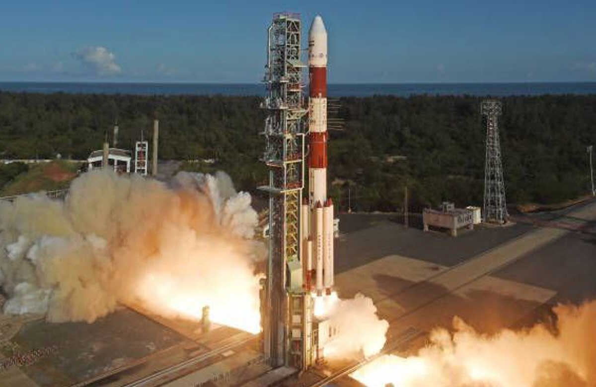 ISRO’s PSLV-C61 Mission Fails After Third-Stage Anomaly Halts EOS-09 Deployment