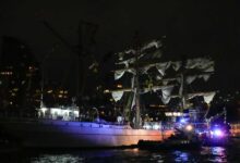 Mexican Navy Ship Cuauhtemoc Crashes into Brooklyn Bridge, Injuring 22