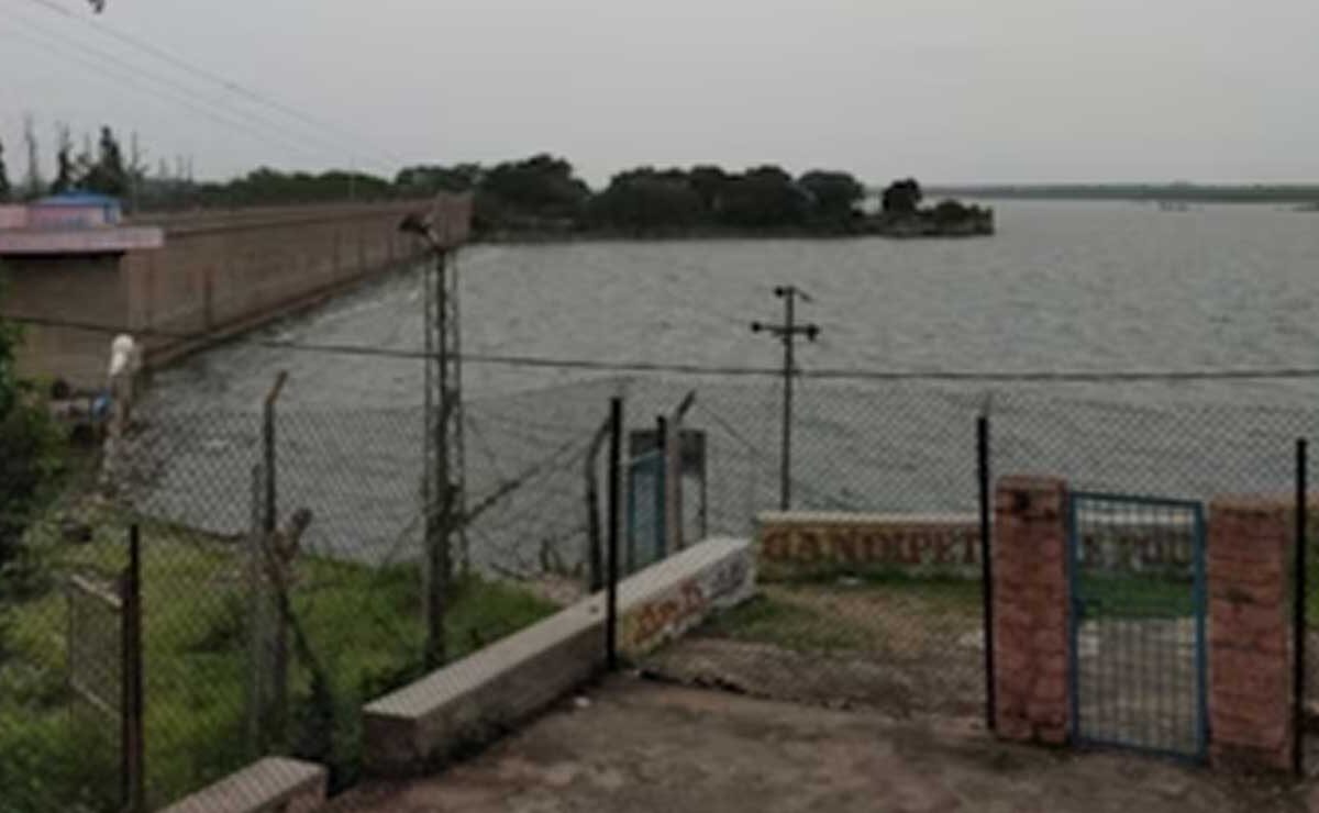 Sewage Flow Raises Alarm for Hyderabad’s Drinking Water