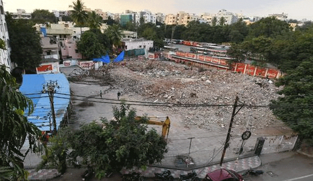 HYDRA Targets Illegal Constructions, Recovers 43 Acres of Public Land in Hyderabad