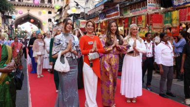 Miss World 2025: Global Beauty Queens Shine in Heritage Walk at Charminar, Reviving the Glory of Hyderabad