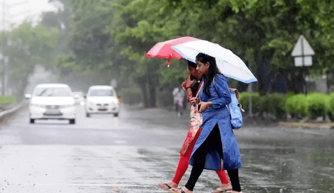 Hyderabad Weather: Thunderstorms Likely After Pleasant Daytime Conditions