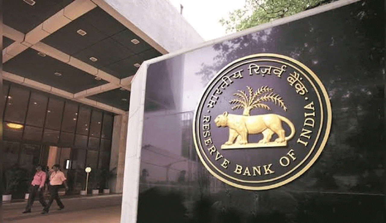 RBI Shocks Markets with Record ₹2.69 Lakh Crore Dividend to Government