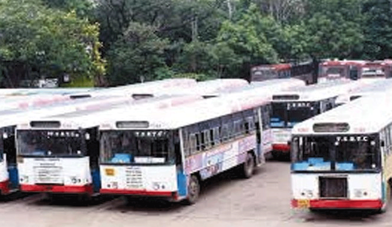 100% Commuters, only 60% Buses: Hyderabad's Public Transport Under Strain