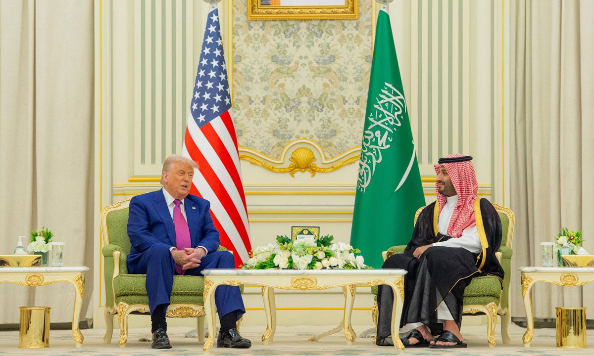US and Saudi Arabia Finalize Record $142 Billion Arms Agreement After Trump’s Riyadh Trip