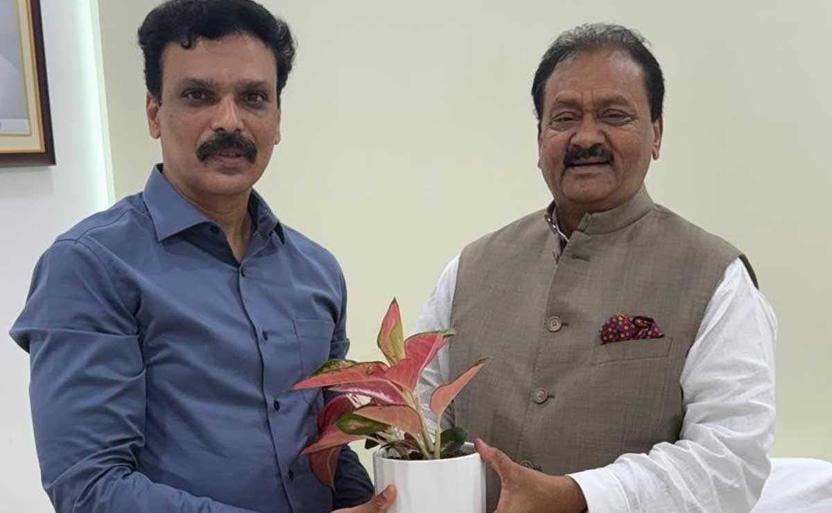 Shabbir Ali Reviews Minority Welfare Schemes, Calls for Full Fund Utilisation and Infrastructure Expansion