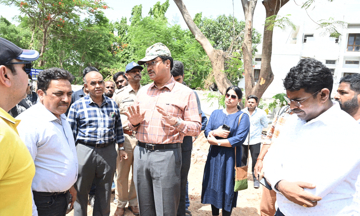 3 20 Hyderabad Commissioner Inspects Patny Nala Restoration to Prevent Flooding
