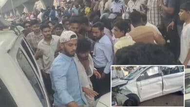 Hyderabad Horror: 2 KM Drunken Rampage Ends as Overspeeding Car Crashes into Divider, Hits Bikes Near Eshwar Theatre