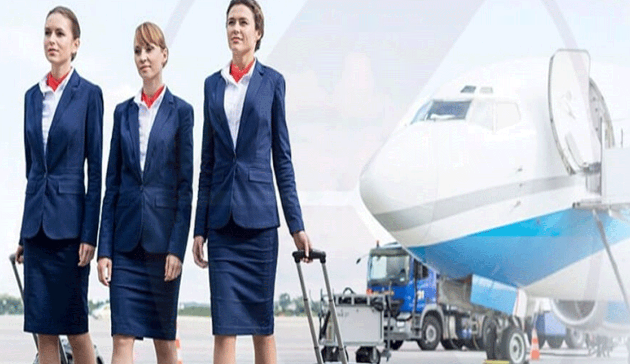 Flight Crew: Air Hostess Job Offers Lakh-Level Salaries, Huge Compensation in Accidents, and These Benefits!