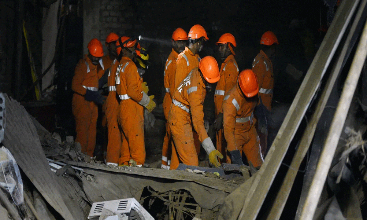 Massive Building Collapse: 3 Dead, 17 Trapped Under Debris