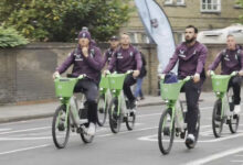 England vs West Indies: Traffic Jam Delays Final ODI at The Oval, Players Ride Bikes to Reach Stadium