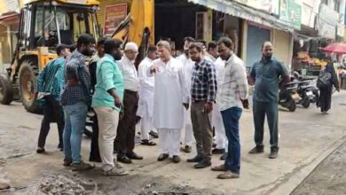 Hyderabad: Karwan MLA Kausar Mohiuddin Inspects Drinking Water Issues in Mehraj Colony and Hakeempet