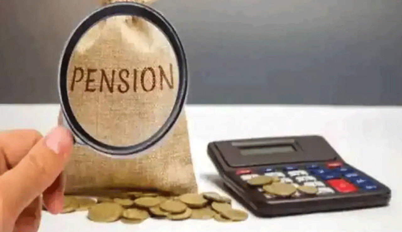 NPS Pensioners Rejoice! Govt Unveils Additional Benefits with Interest & Top-Up Support