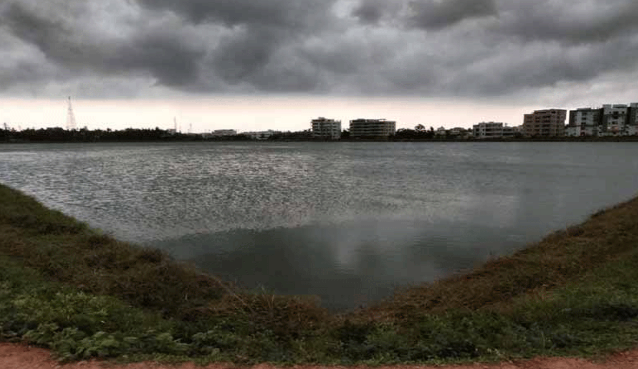 Hyderabad Weather Update: Yellow Alert Issued for Thunderstorms