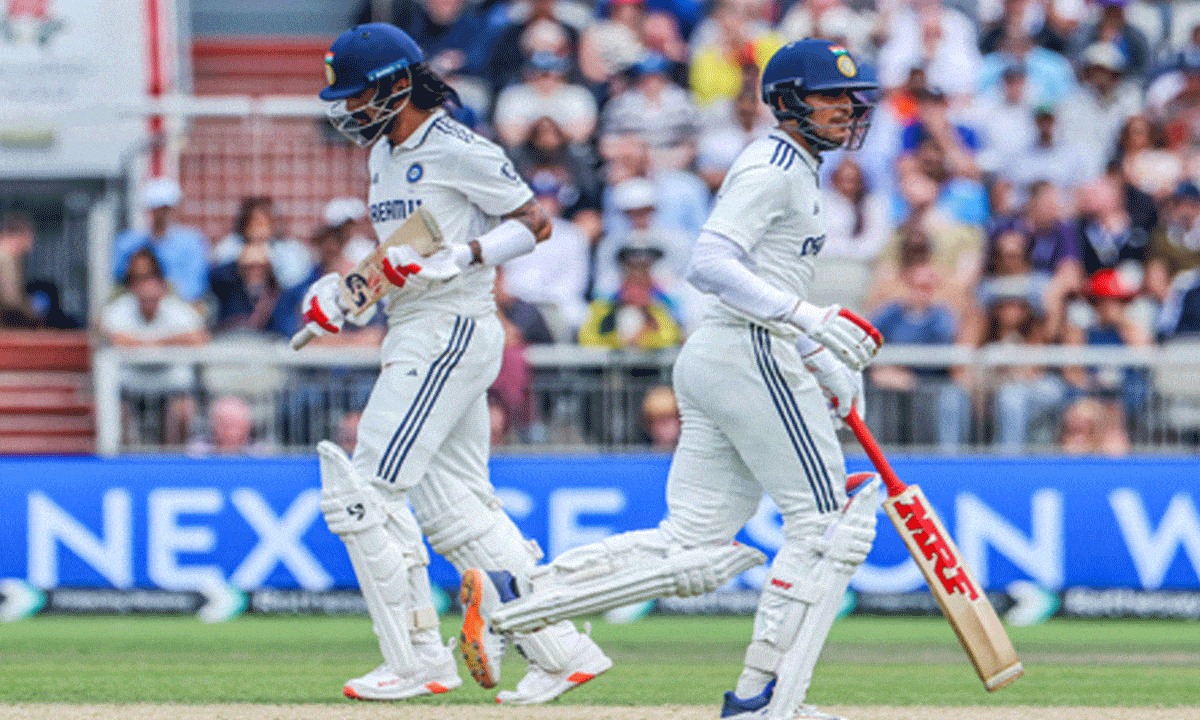 4th Test: Great to see Gill and Rahul fight it out for the rest of the team, says Karthik