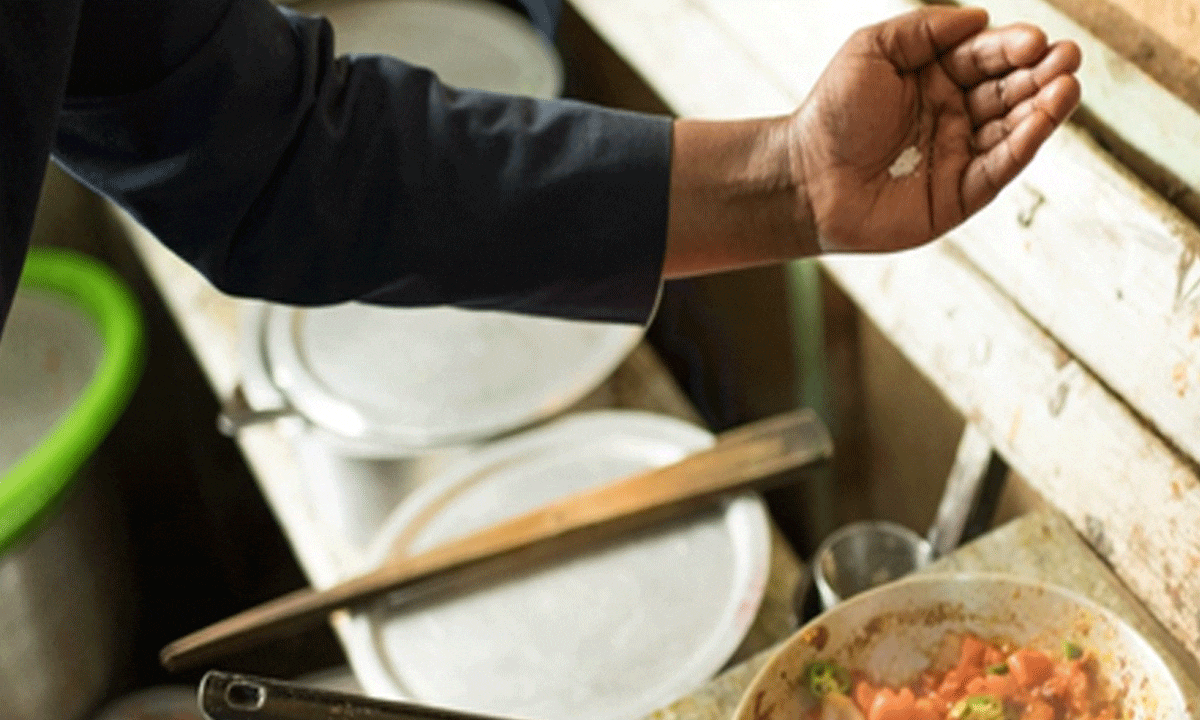 Salt warning labels on restaurant menus key to fight heart, kidney disease: The Lancet