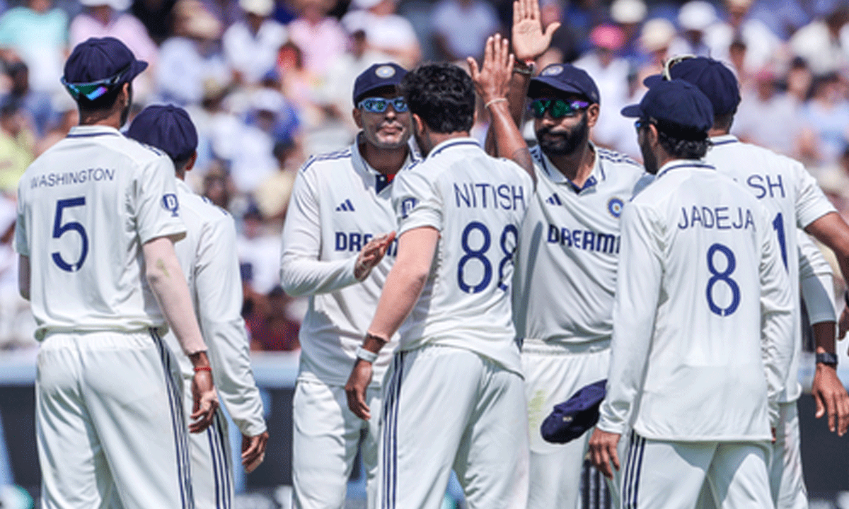 3rd Test: Pacers make new ball count again as India leave England in trouble at 98/4