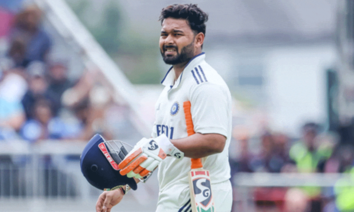 Ex-England cricketer David Lloyd accuses Pant of 'milking' his injury