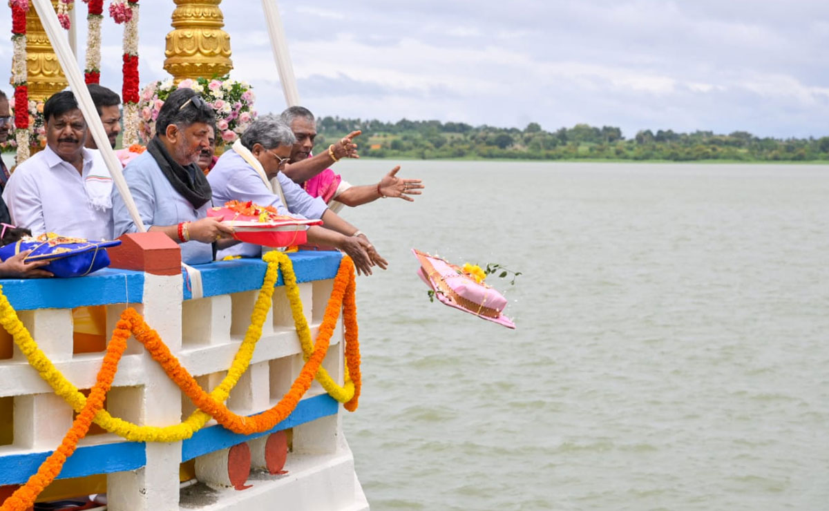 Siddaramaiah and Shivakumar Say There's No Fight After Kabini Ritual and Mysuru Event Issue