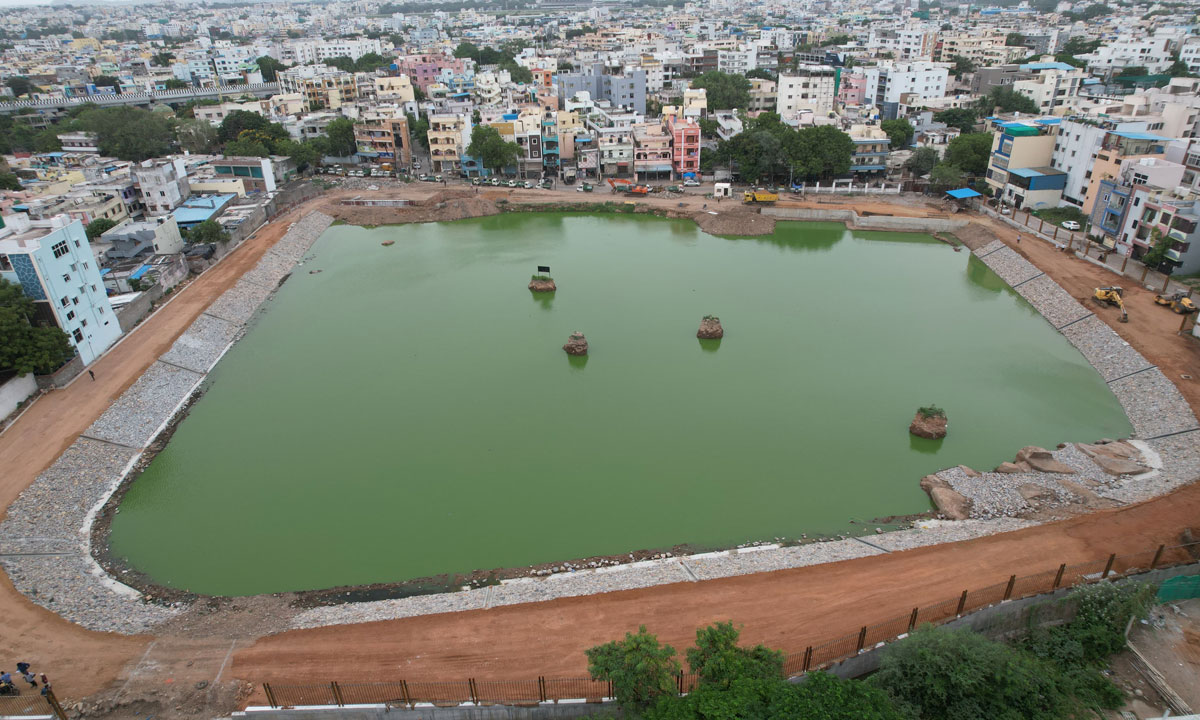 Hyderabad's Bathukamma Kunta Transforms: HYDRAA’s Lake Revival in Full Gear