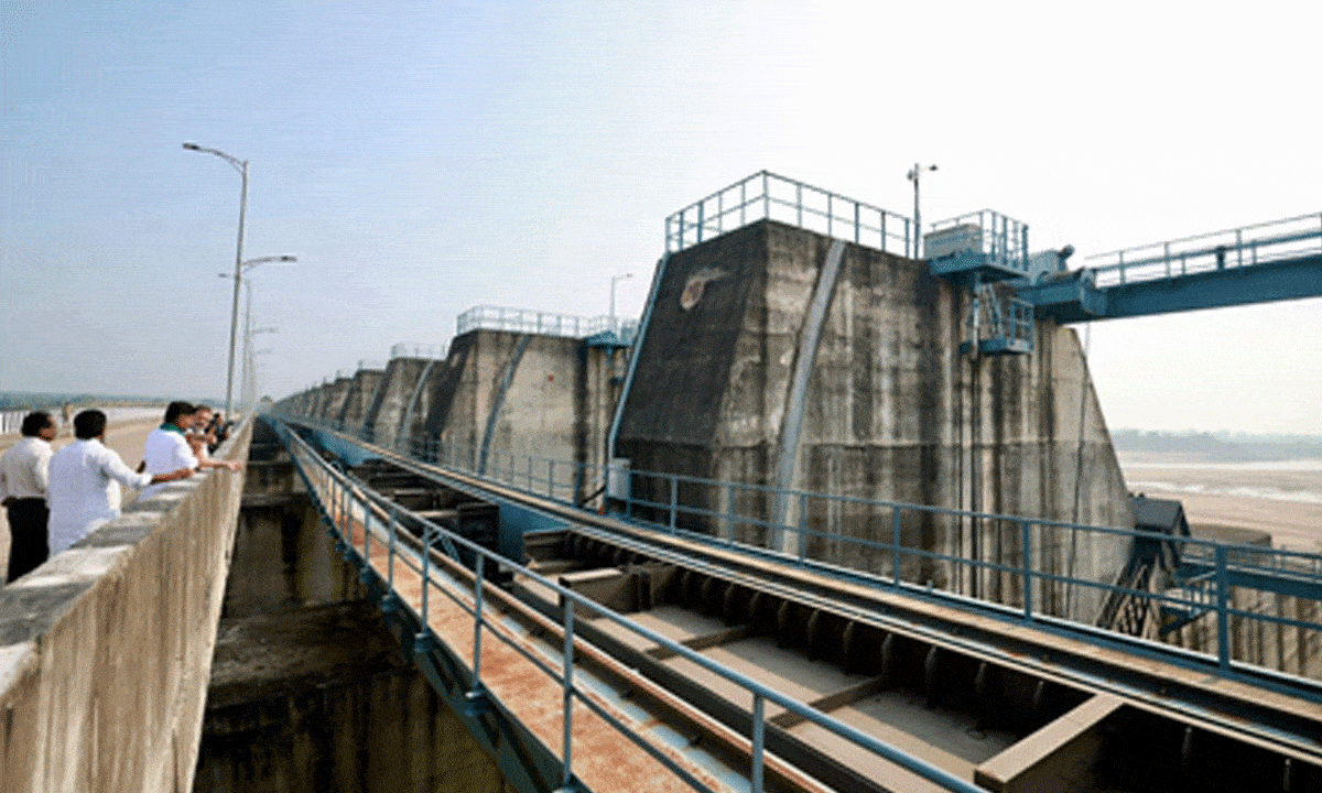 Ghose Commission submits report on Kaleshwaram project to Telangana govt