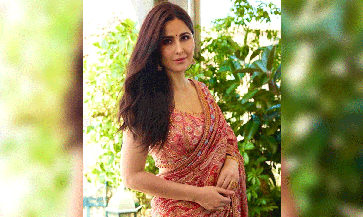 Priyanka Chopra, Kareena Kapoor & Others Shower Birthday Wishes on Katrina Kaif's 42nd Birthday