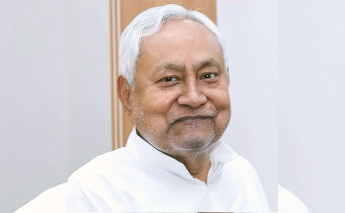 Nitish Kumar announces over two-fold increase in journalists' pension