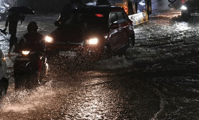IMD issues orange alert for Mumbai, Thane