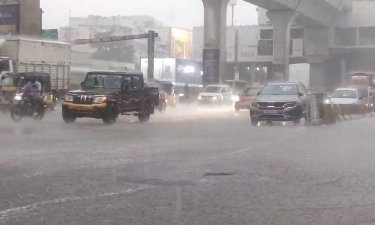 Heavy Rains Lashed Several Parts of the City: IMD Issues More Alerts till Saturday.