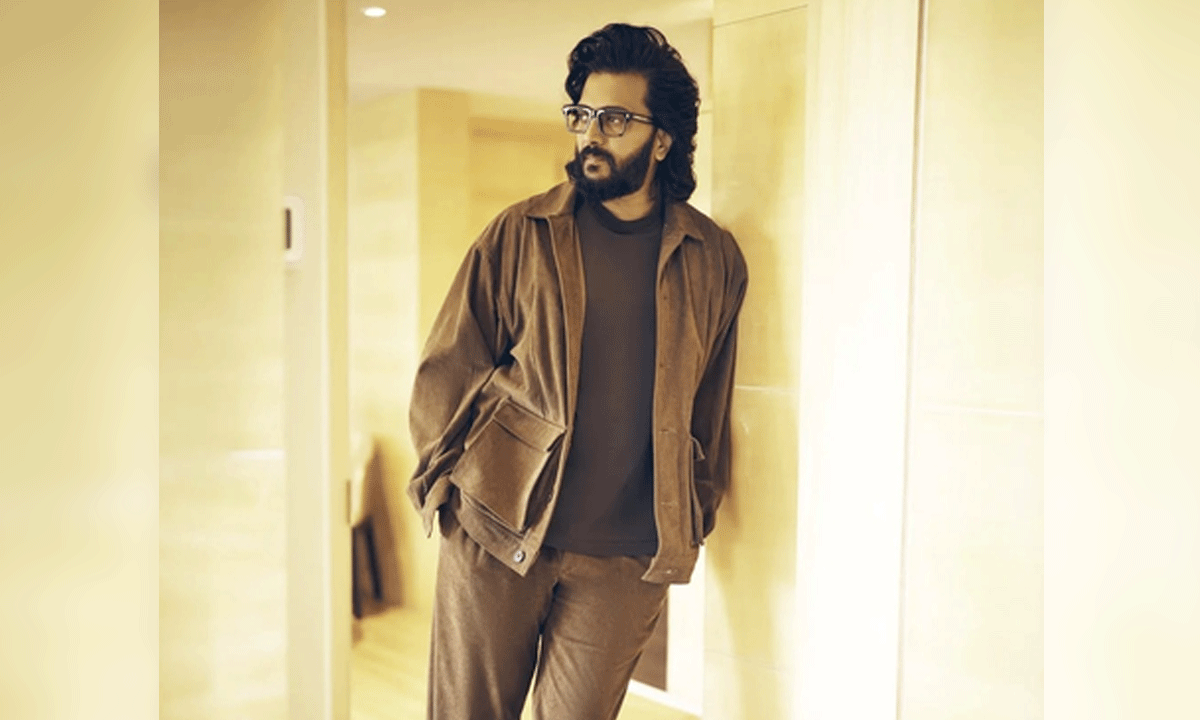 Riteish Deshmukh Begins Filming for 'Masti 4' in London