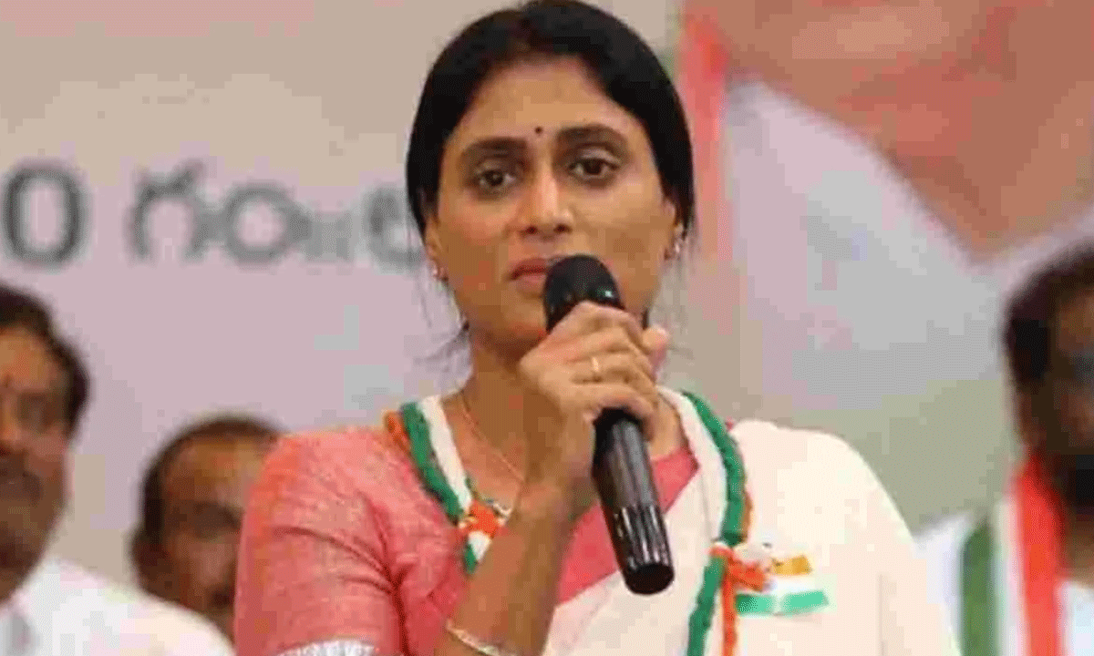 YS Sharmila Stages Protest in Kadapa Over Architecture University Issue, Tensions Erupt