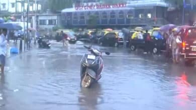 Waterlogging in parts of Mumbai after heavy rains; traffic affected