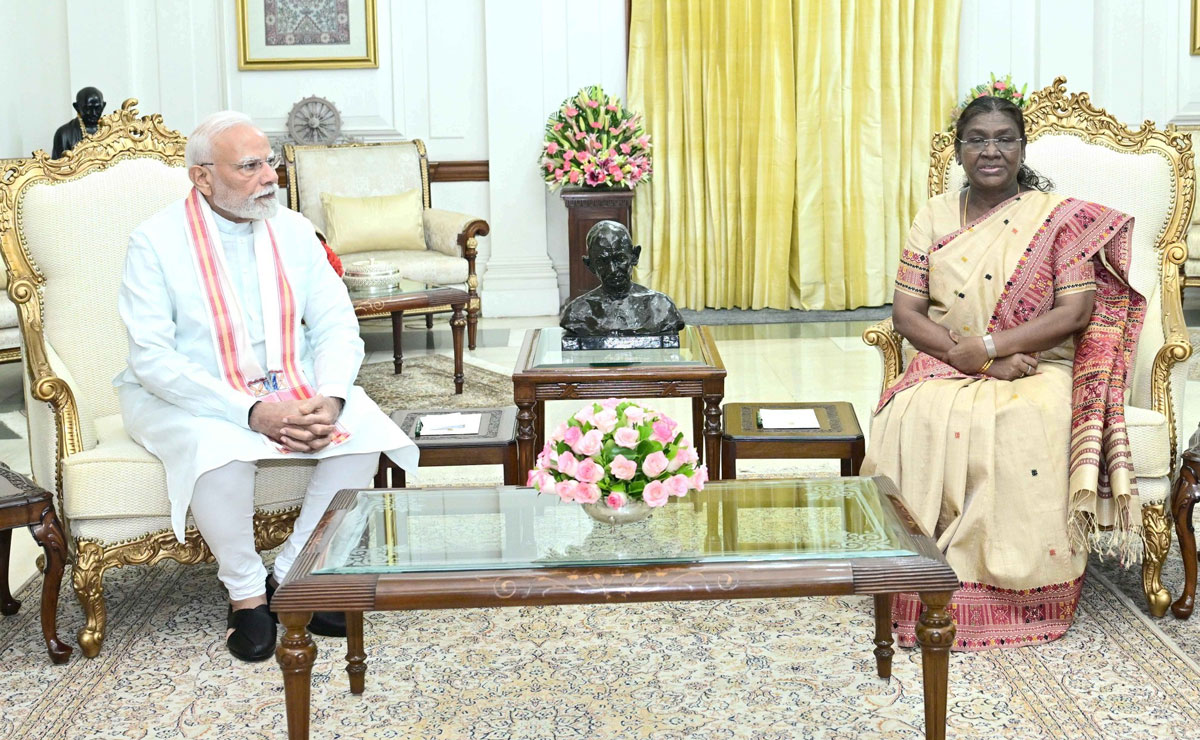 PM Modi meets President Murmu