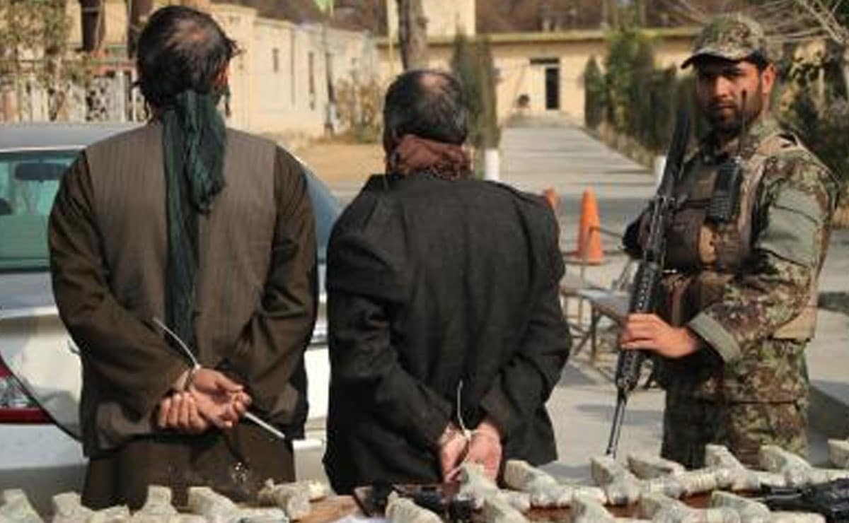 Police discover arms in West Afghanistan