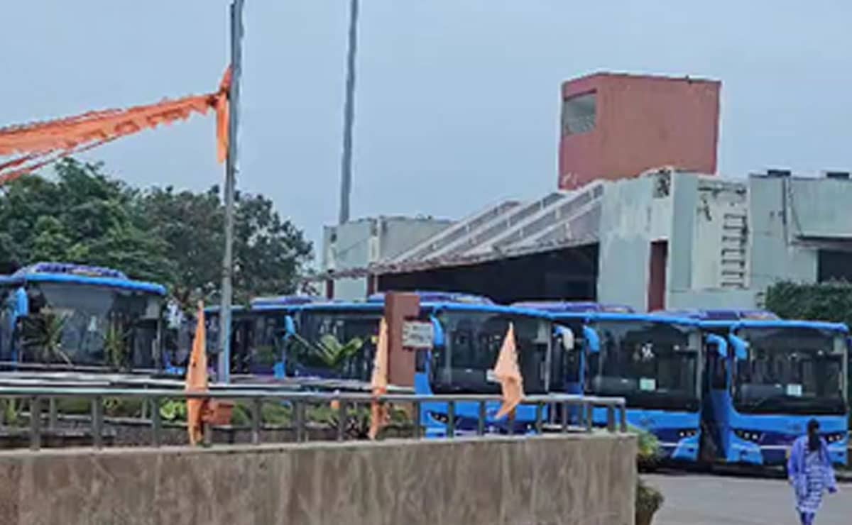 Indefinite strike by Karnataka RTC staffers, bus services disrupted